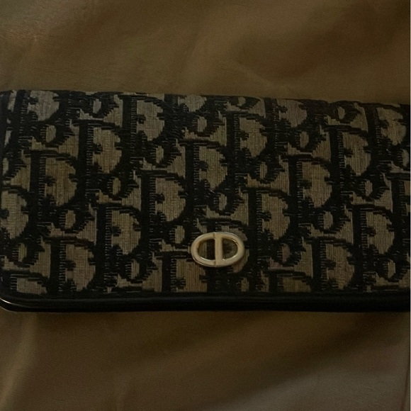 Christian Dior Pouch - Picture 3 of 4